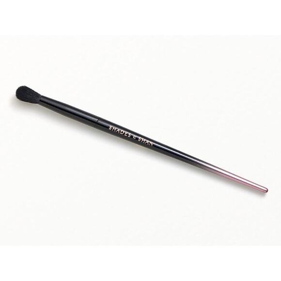 Shades By Shan Tapered Crease Brush • NEW Eyeshadow Precision Brush - Picture 1 of 5